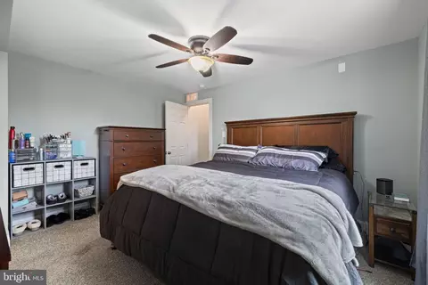 Bedroom - 40 E Front St, Florence, NJ 08518 photo 1 of 5