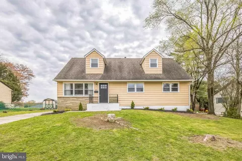 610 Bloomfield Dr, Westampton, NJ 08060
