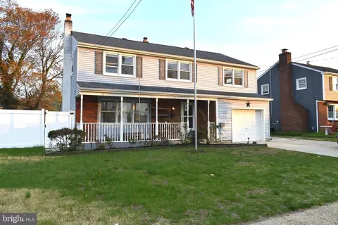 420 Jefferson Ave, Beverly, NJ 08010