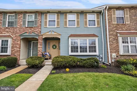 158 Camber Ln, Mount Laurel, NJ 08054