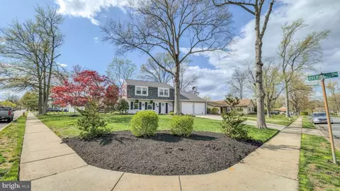 1 Chadwick Ave, Marlton, NJ 08053