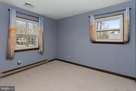 Bedroom - 49 Summit Dr, Tabernacle, NJ 08088 photo 2 of 3