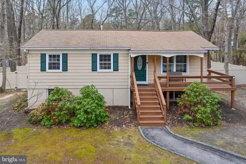 Exterior - 49 Summit Dr, Tabernacle, NJ 08088 photo 10 of 12