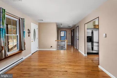 Entry Way - 49 Summit Dr, Tabernacle, NJ 08088 photo 1 of 5