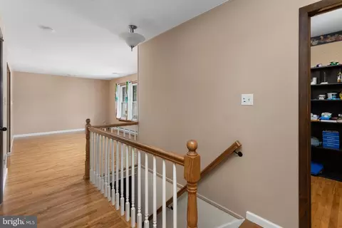 Entry Way - 49 Summit Dr, Tabernacle, NJ 08088 photo 4 of 5