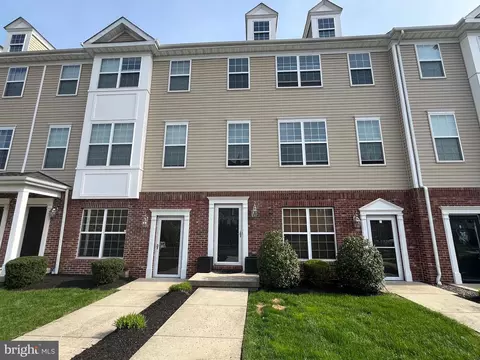 12 Canal Xing #228, Burlington, NJ 08016