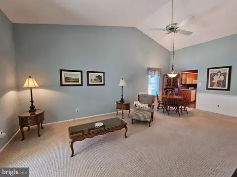 33 E Oleander Dr, Mount Laurel, NJ 08054 photo 10