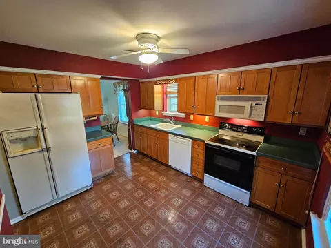 33 E Oleander Dr, Mount Laurel, NJ 08054 photo 30