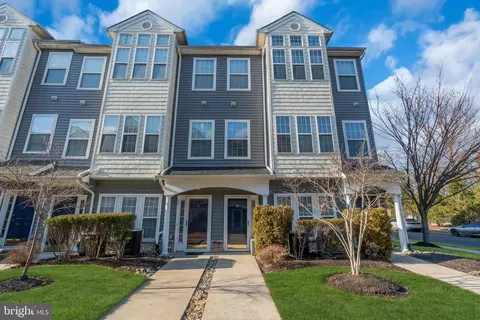 38 Swan Ct, Delanco, NJ 08075