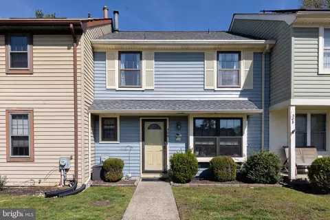 306 Blueberry Ct, Marlton, NJ 08053