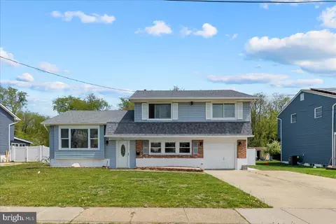 508 Jamestown, Edgewater Park, NJ 08010