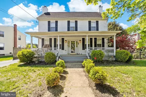 24210 W Main St, Columbus, NJ 08022