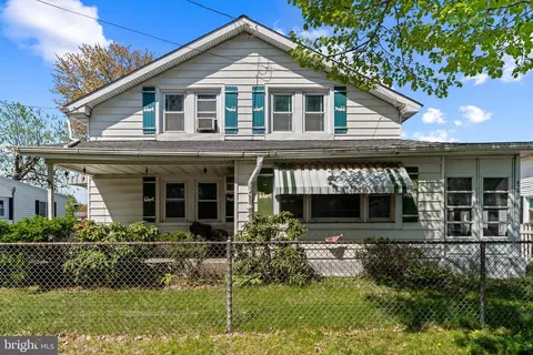 424 Hulme St, Burlington, NJ 08016