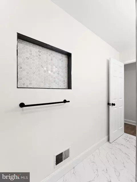 325 Juniata Ave, Delran, NJ 08075 photo 16