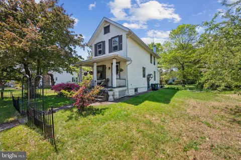 Exterior - 21 Devlin Ave, Burlington, NJ 08016 photo 1 of 6