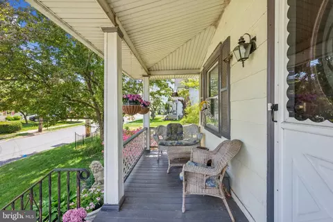 Exterior - 21 Devlin Ave, Burlington, NJ 08016 photo 2 of 6