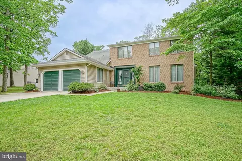 309 Candlewood Ln, Mount Laurel, NJ 08054