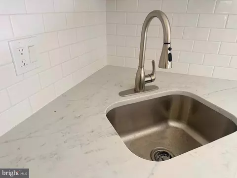 503 Kossuth St, Riverside, NJ 08075 photo 7