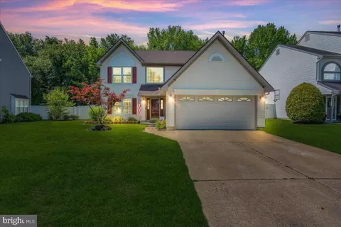 17 Vassar Rd, Mount Laurel, NJ 08054