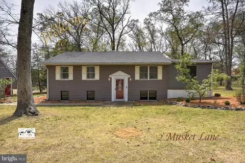2 Musket Ln, Mount Laurel, NJ 08054