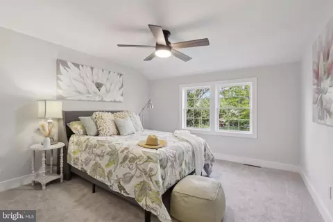 Bedroom - 43 Knox Blvd, Marlton, NJ 08053 photo 5 of 8