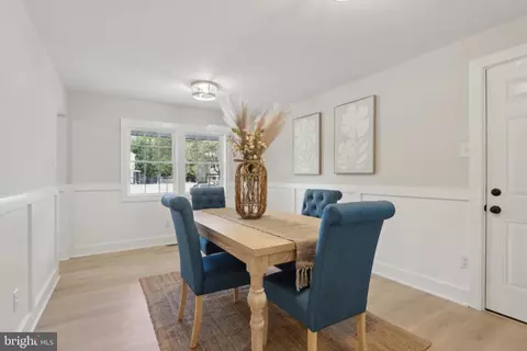 Dining - 43 Knox Blvd, Marlton, NJ 08053 photo 1 of 2