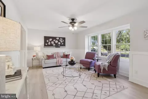 Living - 43 Knox Blvd, Marlton, NJ 08053 photo 3 of 3