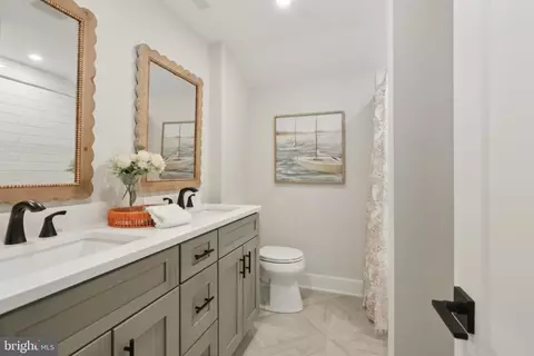 Entry Way - 43 Knox Blvd, Marlton, NJ 08053 photo 9 of 9