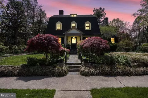 36 E Oak Ave, Moorestown, NJ 08057