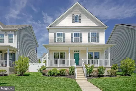 3 Ella Ln, Mount Holly, NJ 08060