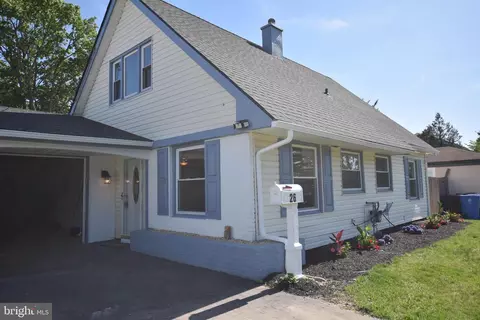 26 Southampton Dr, Willingboro, NJ 08046