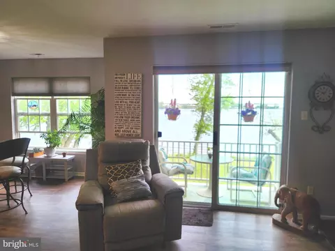 5201 Riverfront Dr, Palmyra, NJ 08065 photo 11