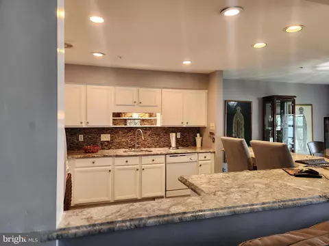 5201 Riverfront Dr, Palmyra, NJ 08065 photo 5