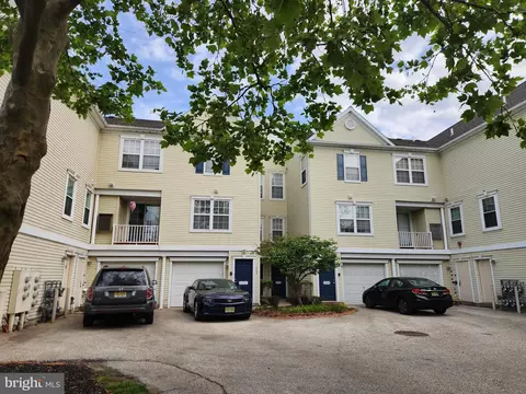 5201 Riverfront Dr, Palmyra, NJ 08065 photo 2