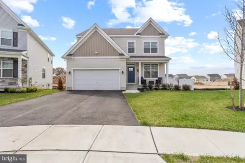 9 Cambridge Ct, Lumberton, NJ 08048