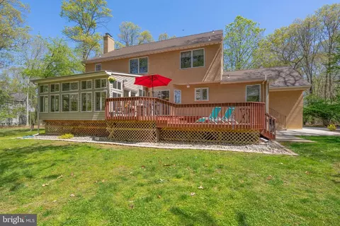 Exterior - 5 Castle Rd, Shamong, NJ 08088 photo 7 of 9