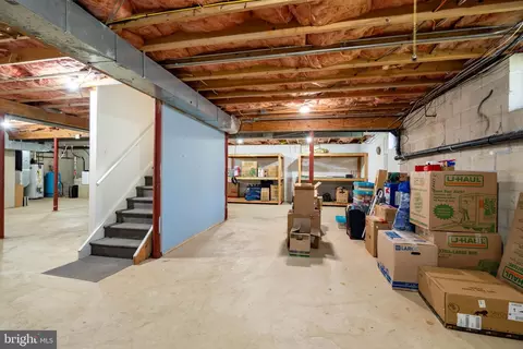Entry Way - 5 Castle Rd, Shamong, NJ 08088 photo 3 of 4