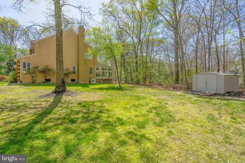 Exterior - 5 Castle Rd, Shamong, NJ 08088 photo 9 of 9