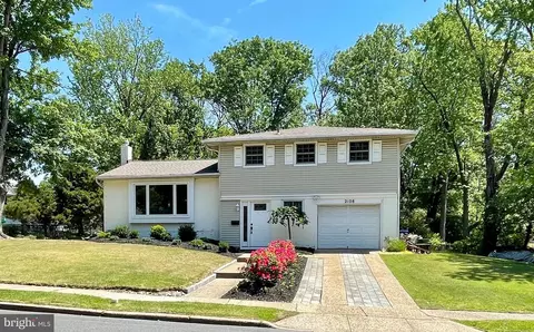 2108 Arleigh Rd, Cinnaminson, NJ 08077