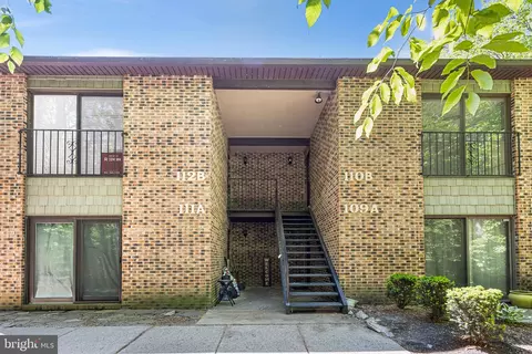 112 W Bluebell Ln # B, Mount Laurel, NJ 08054