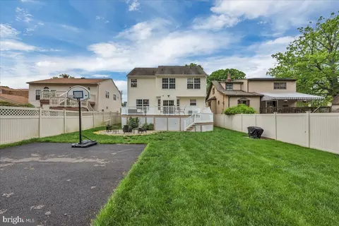 Exterior - 115 S Maple Ave, Maple Shade, NJ 08052 photo 2 of 7