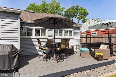 Exterior - 4 Rose Ave, Maple Shade, NJ 08052 photo 9 of 11
