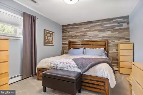 Bedroom - 4 Rose Ave, Maple Shade, NJ 08052 photo 1 of 4