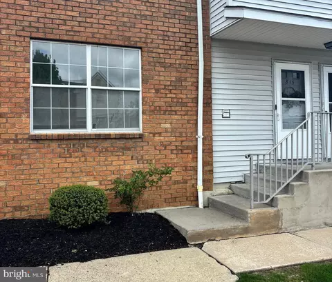 815 Woodchip Rd, Lumberton, NJ 08048