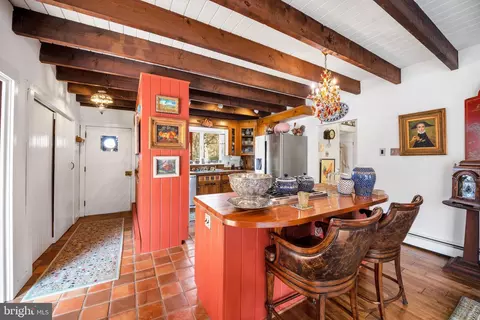 Kitchen - 283 Forked Neck Rd, Shamong, NJ 08088 photo 2 of 3