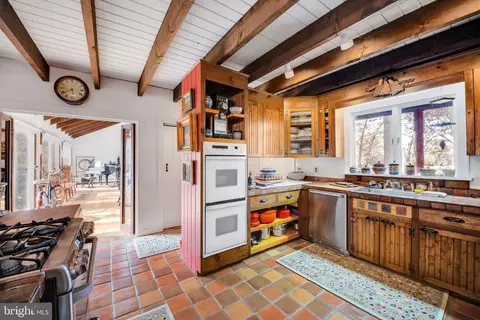 Kitchen - 283 Forked Neck Rd, Shamong, NJ 08088 photo 3 of 3