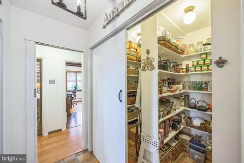 Entry Way - 283 Forked Neck Rd, Shamong, NJ 08088 photo 1 of 3