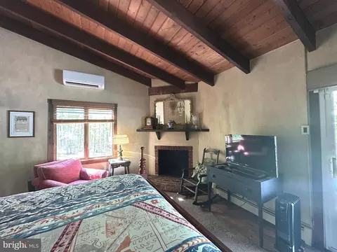 Bedroom - 283 Forked Neck Rd, Shamong, NJ 08088 photo 4 of 5