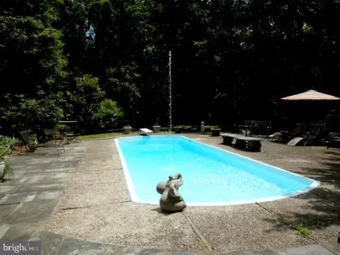 Exterior - 283 Forked Neck Rd, Shamong, NJ 08088 photo 4 of 29