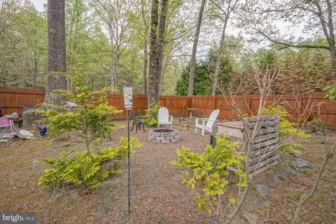 Exterior - 25 Mill Rd, Shamong, NJ 08088 photo 7 of 10